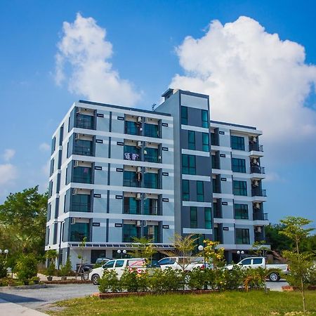 Promsook Apartment Chonburi Luaran gambar