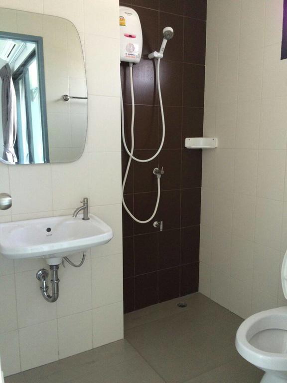 Promsook Apartment Chonburi Bilik gambar