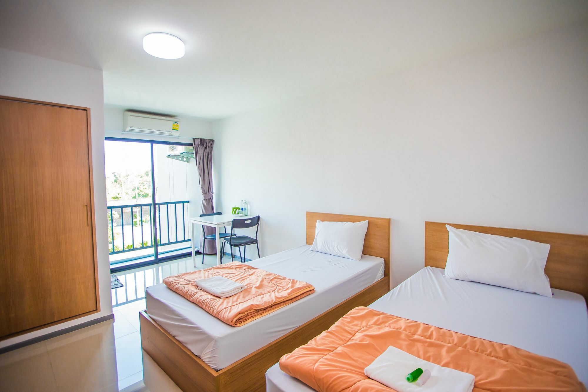 Promsook Apartment Chonburi Luaran gambar