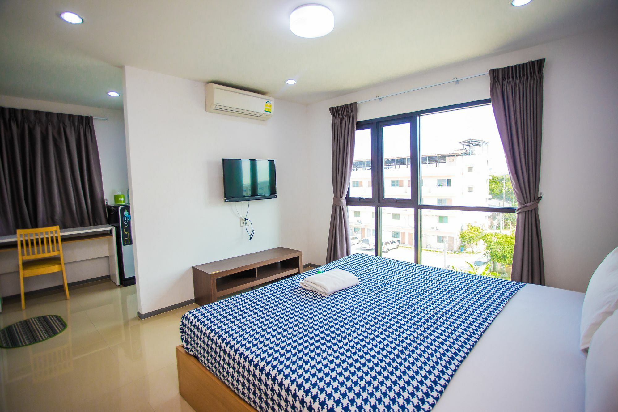Promsook Apartment Chonburi Luaran gambar