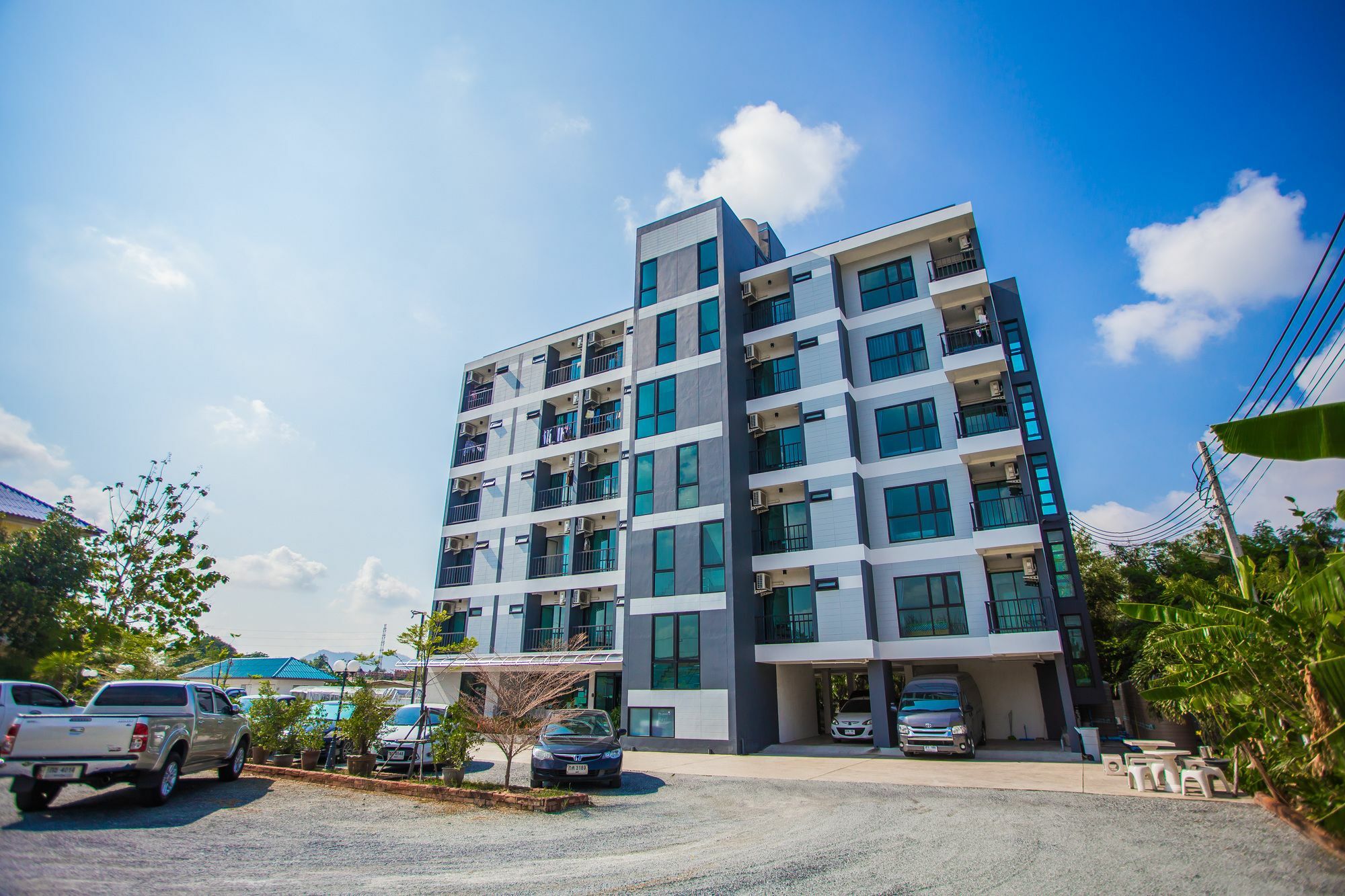 Promsook Apartment Chonburi Luaran gambar
