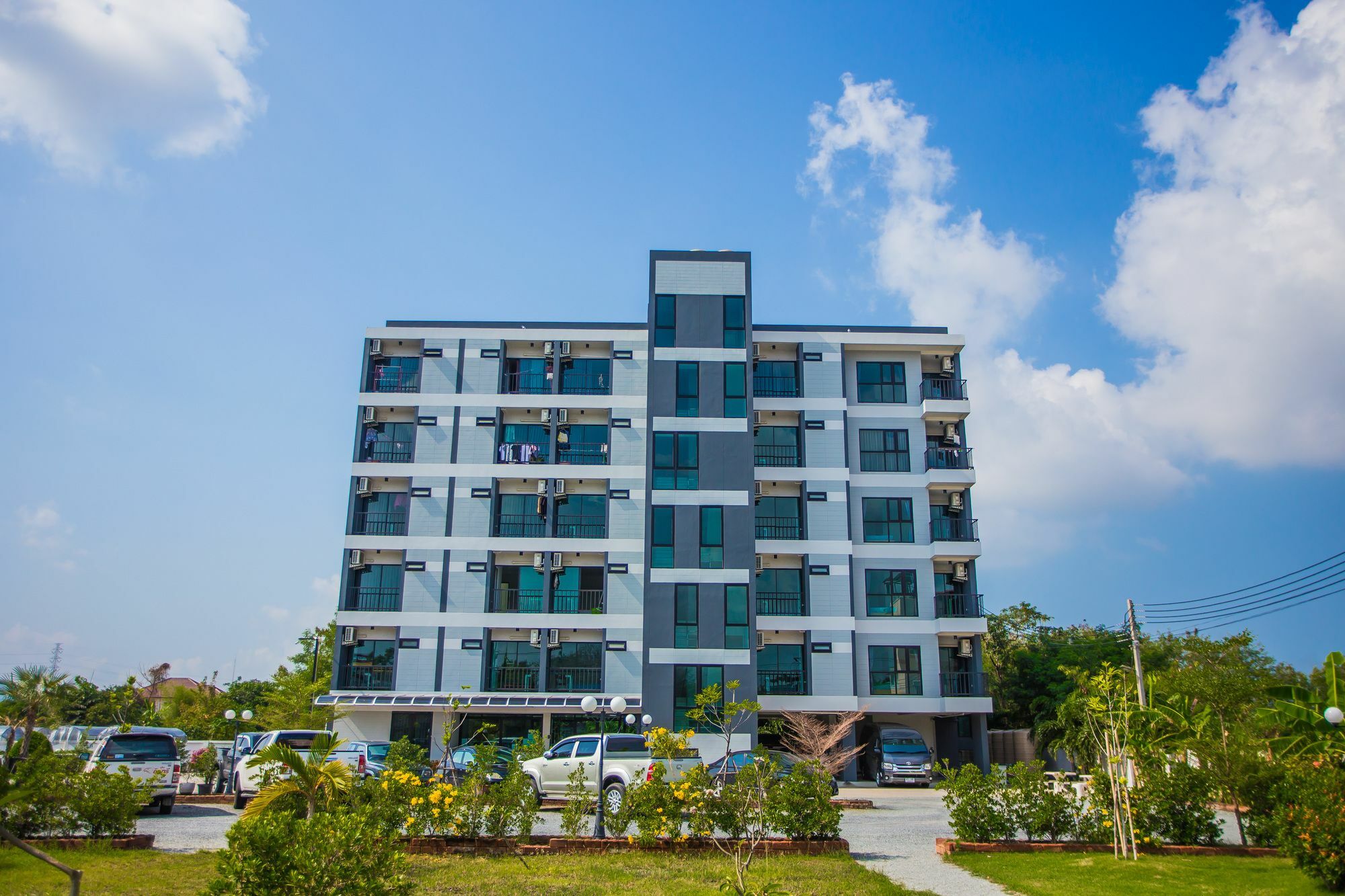 Promsook Apartment Chonburi Luaran gambar